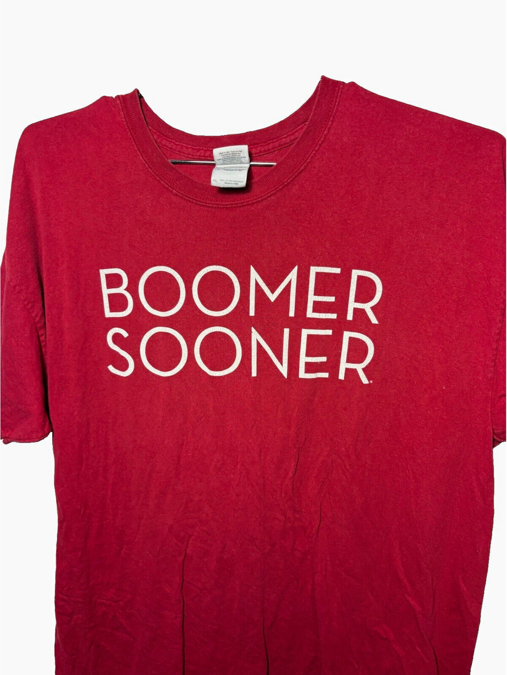 Oklahoma Sooners Boomer Sooner T-Shirt Mens XL Crimson OU IT Store Gildan